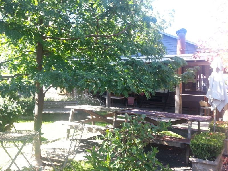 110 Wollomombi Village Road, Wollomombi NSW 2350