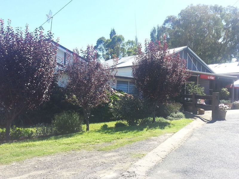 110 Wollomombi Village Road, Wollomombi NSW 2350