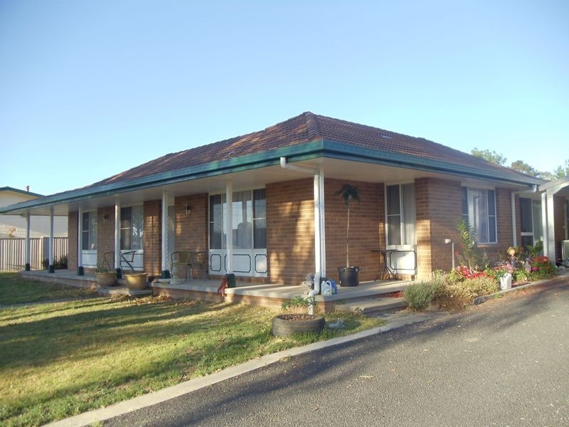 29 Plane Avenue, Uralla NSW 2358