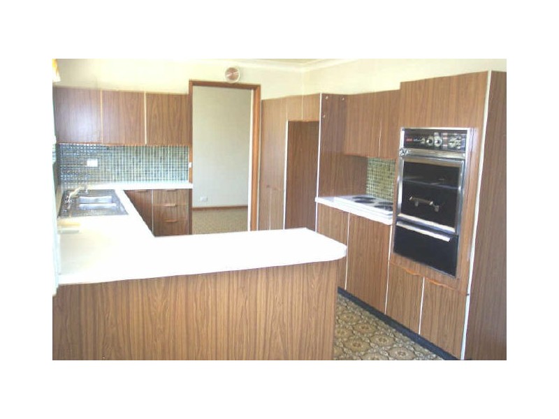 10 Kathleen Cres, Armidale NSW 2350