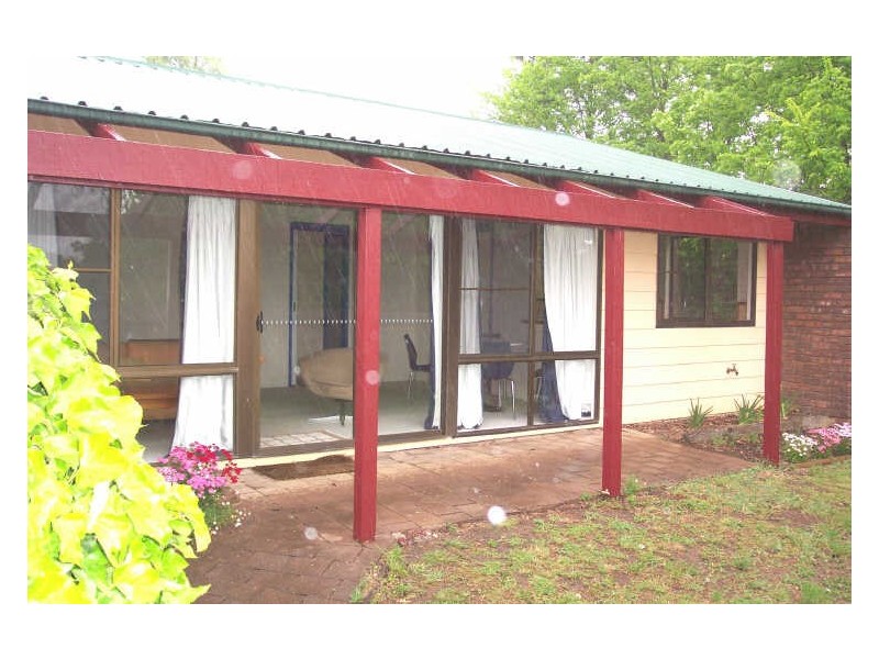 2/23 The Avenue, Armidale NSW 2350