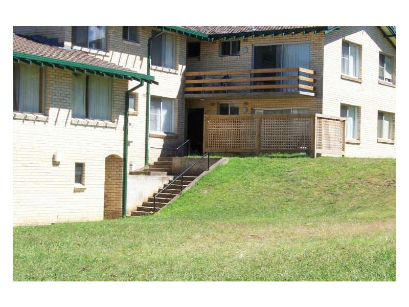 6/127a Kirkwood St, Armidale NSW 2350