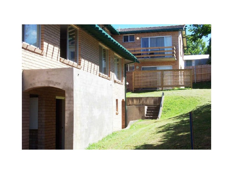 3/127a Kirkwood St, Armidale NSW 2350