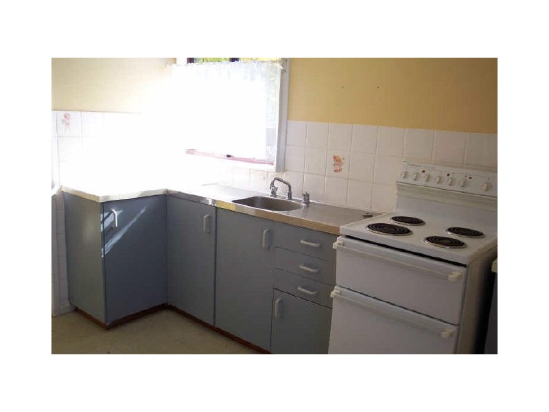 2 McIntosh Cres, Armidale NSW 2350