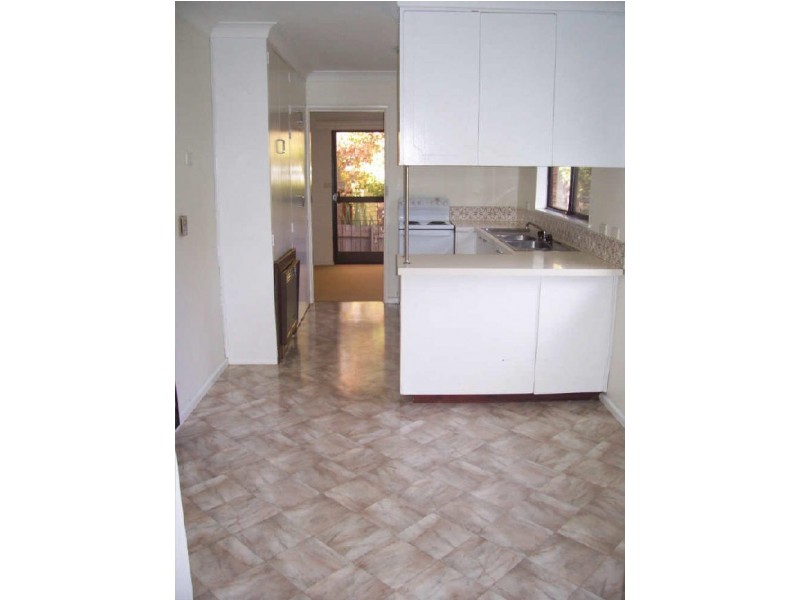 6 Bowman Avenue, Armidale NSW 2350