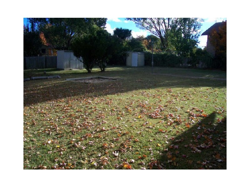 6 Bowman Avenue, Armidale NSW 2350