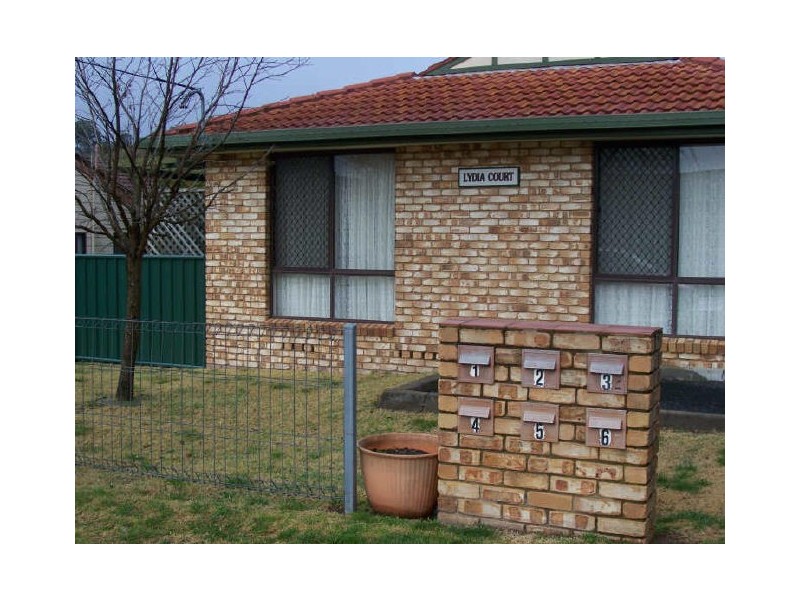 4/25-27 ‘Lydia Court’ Niagara Street, Armidale NSW 2350