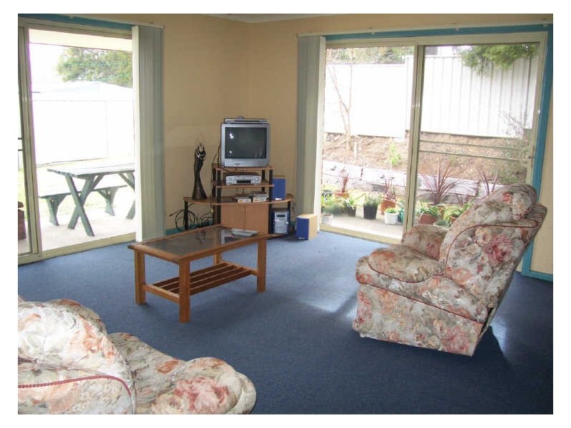 2b/ Kurrajong Close, Armidale NSW 2350