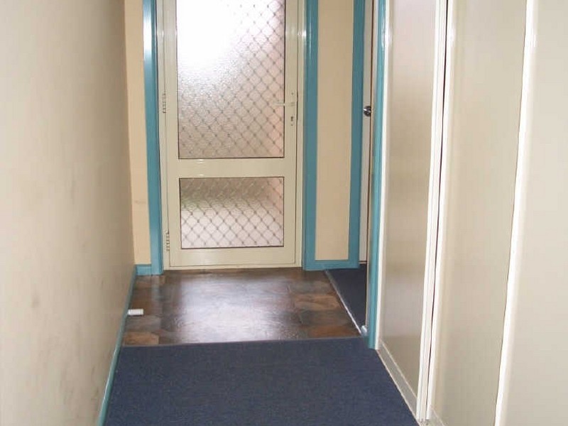 2b/ Kurrajong Close, Armidale NSW 2350