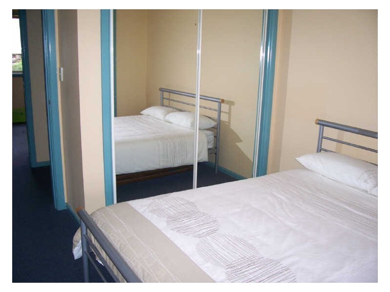 2b/ Kurrajong Close, Armidale NSW 2350