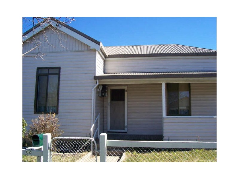 62 Marsh Street, Armidale NSW 2350