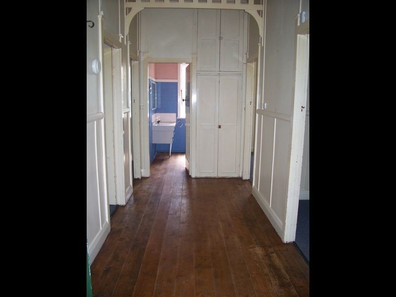 16 Tenterden Street, Guyra NSW 2365