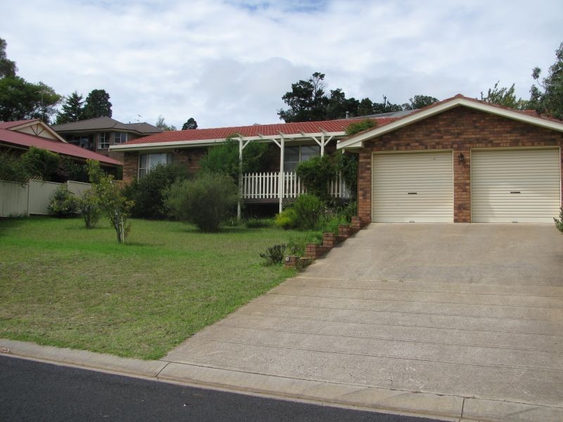 3 Nathaniel Pidgeon Drive, Armidale NSW 2350