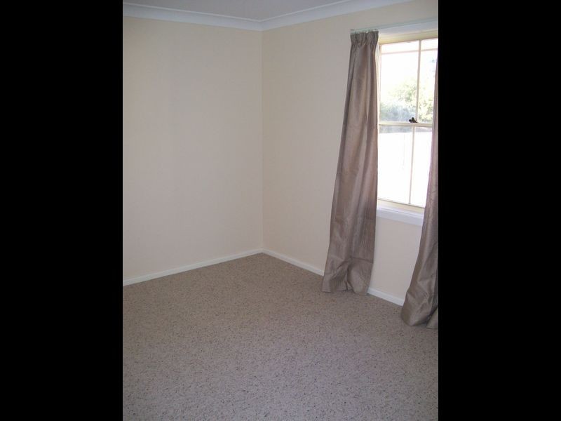 1/6 Speare Avenue, Armidale NSW 2350