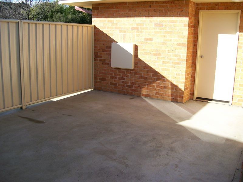 1/6 Speare Avenue, Armidale NSW 2350