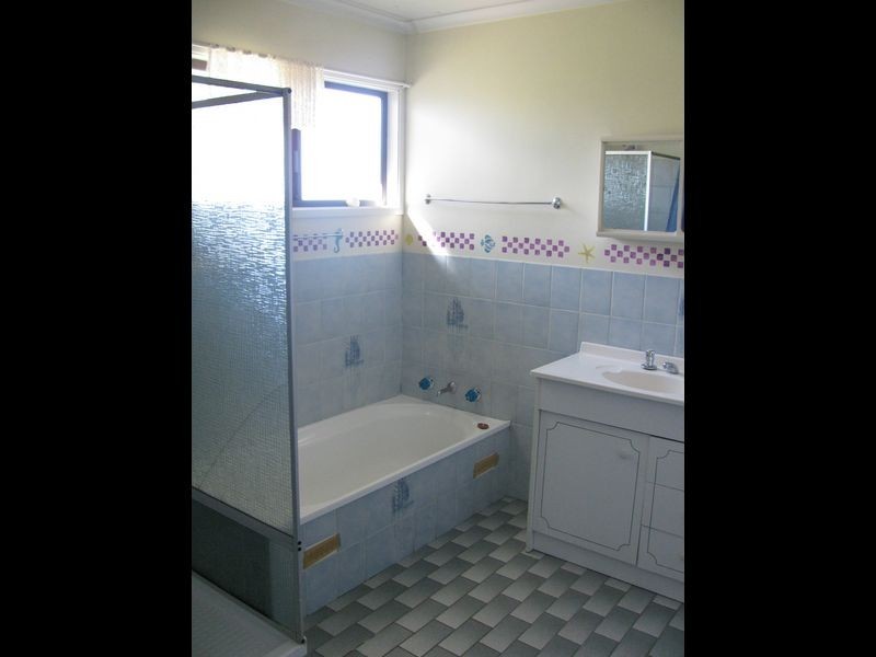 27 Grafton Road, Armidale NSW 2350