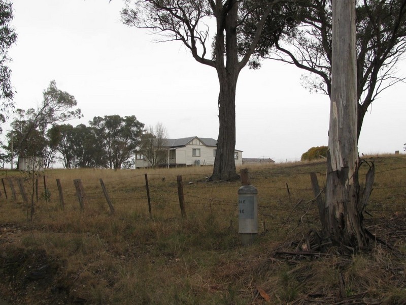 Arundal Drive North, Armidale NSW 2350