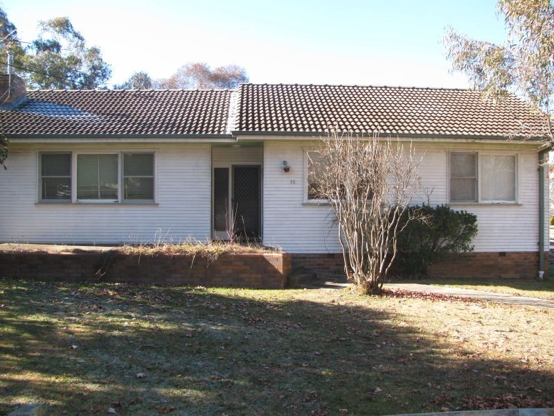 11 Bellevue Road, Armidale NSW 2350
