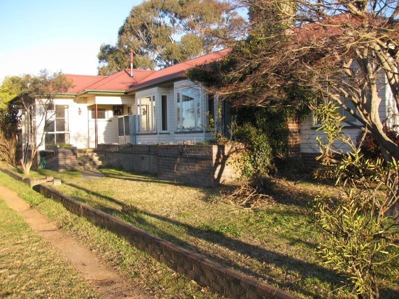 173 Marsh Street, Armidale NSW 2350