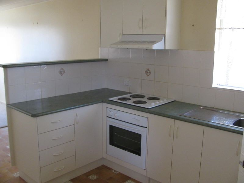 2/2 Kenalmac, Armidale NSW 2350