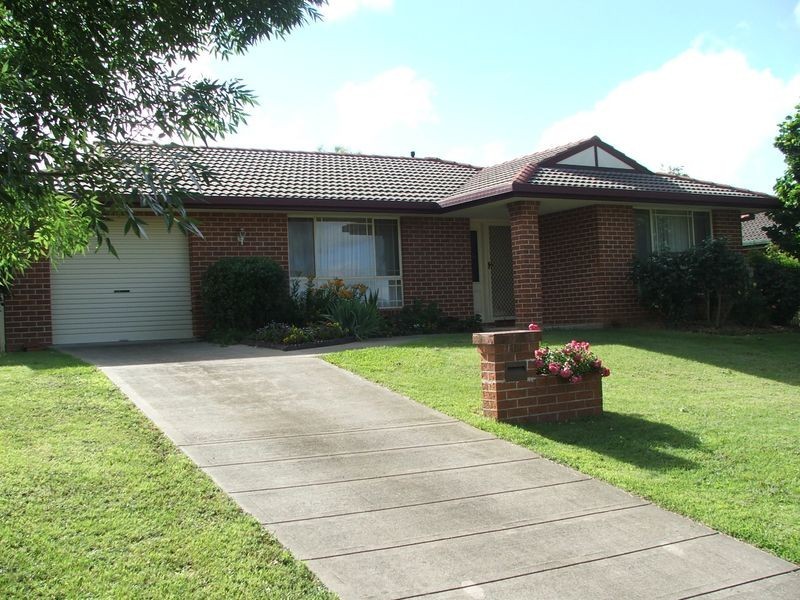 113 Fittler Close, Armidale NSW 2350