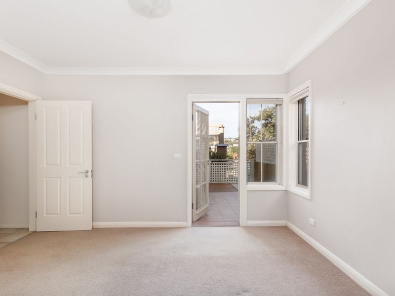 2/7 Bolingbroke Parade, Fairlight NSW 2094