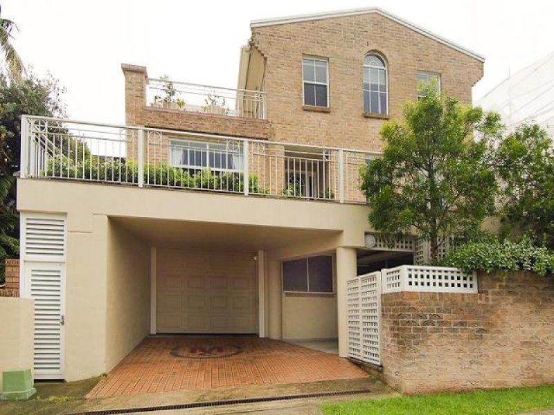 2/7 Bolingbroke Parade, Fairlight NSW 2094