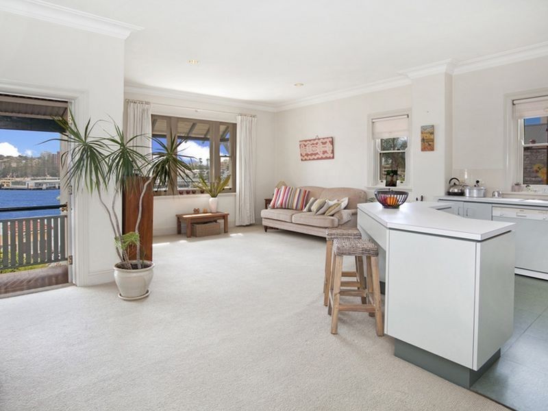 2/4 East Esplanade, Manly NSW 2095