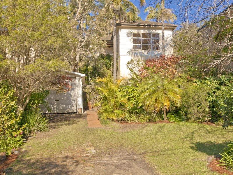 111 Campbell Parade, Manly Vale NSW 2093