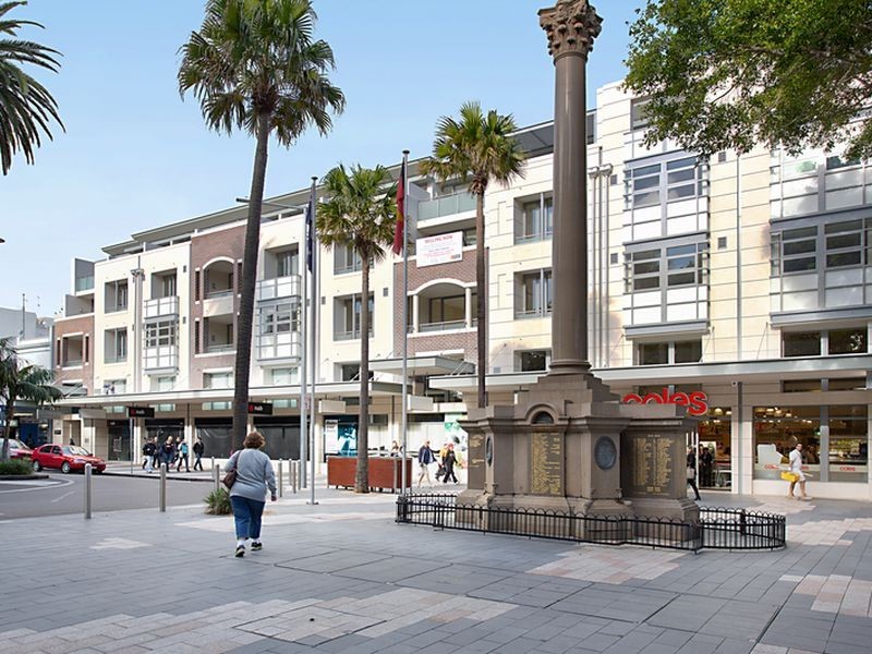 W204/8-28 The Corso, Manly NSW 2095
