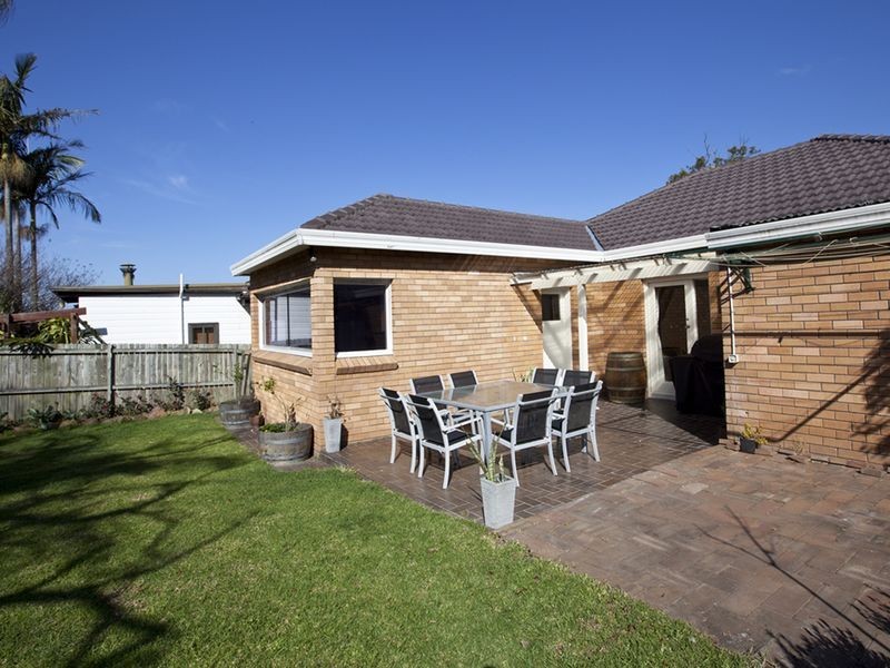 36 Makim Street, North Curl Curl NSW 2099