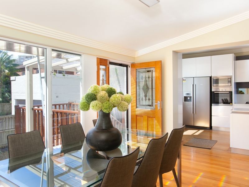 2/28 The Crescent, Manly NSW 2095