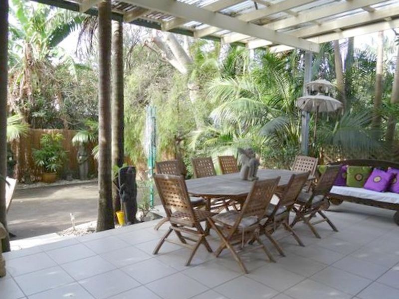 33 Soldiers Avenue, Freshwater NSW 2096