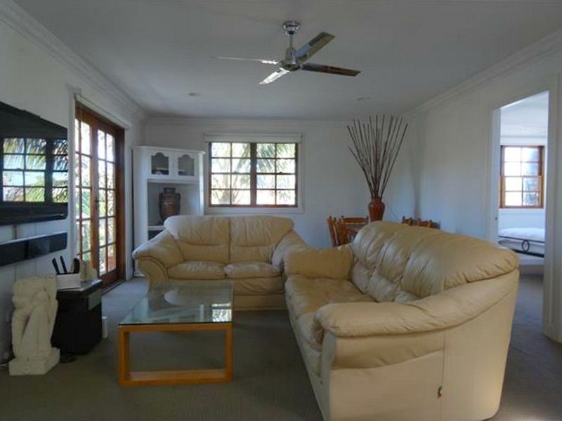 33 Soldiers Avenue, Freshwater NSW 2096