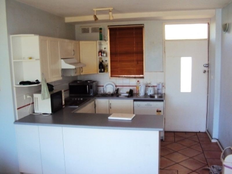 11/15 East Esplanade, Manly NSW 2095