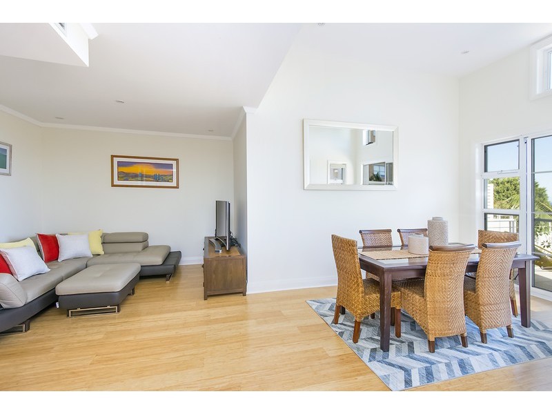 4/2-3 Berry Avenue, Fairlight NSW 2094