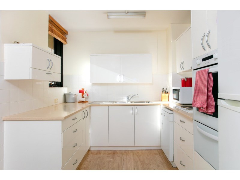 8A/29 East Esplanade, Manly NSW 2095