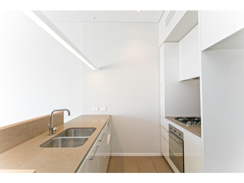 C211/8-28 The Corso, Manly NSW 2095