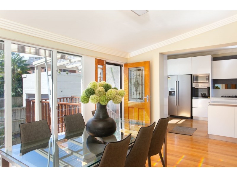 2/28 The Crescent, Manly NSW 2095