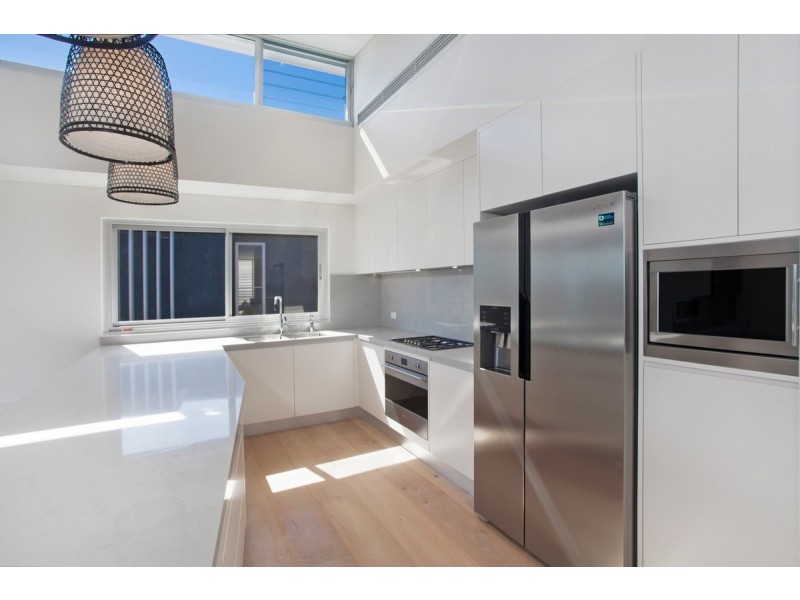 14 Spring Cove Avenue, Manly NSW 2095