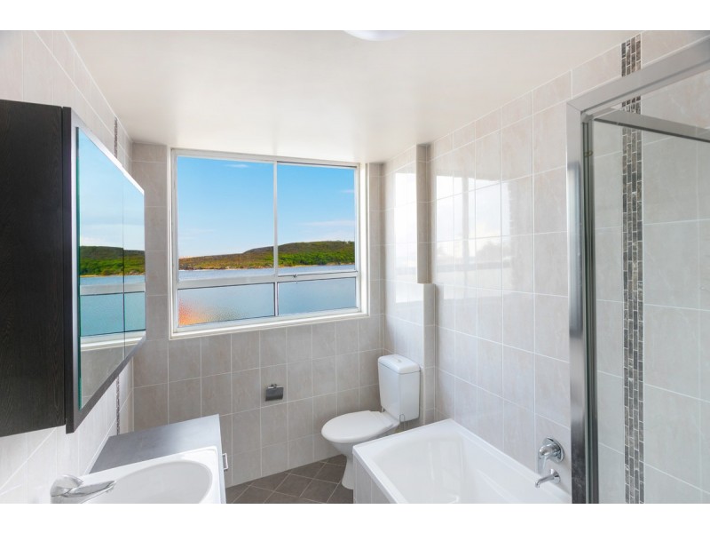 18/12 Cove Avenue, Manly NSW 2095