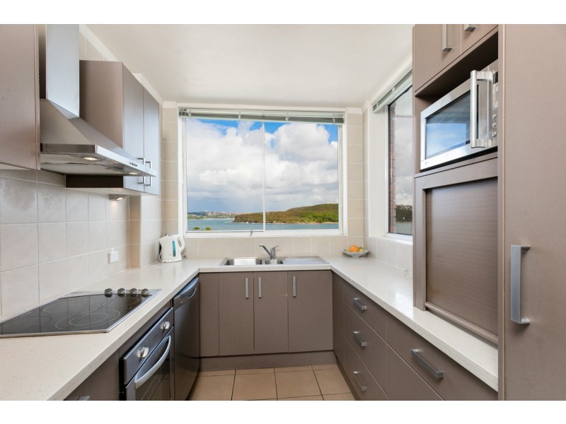 18/12 Cove Avenue, Manly NSW 2095