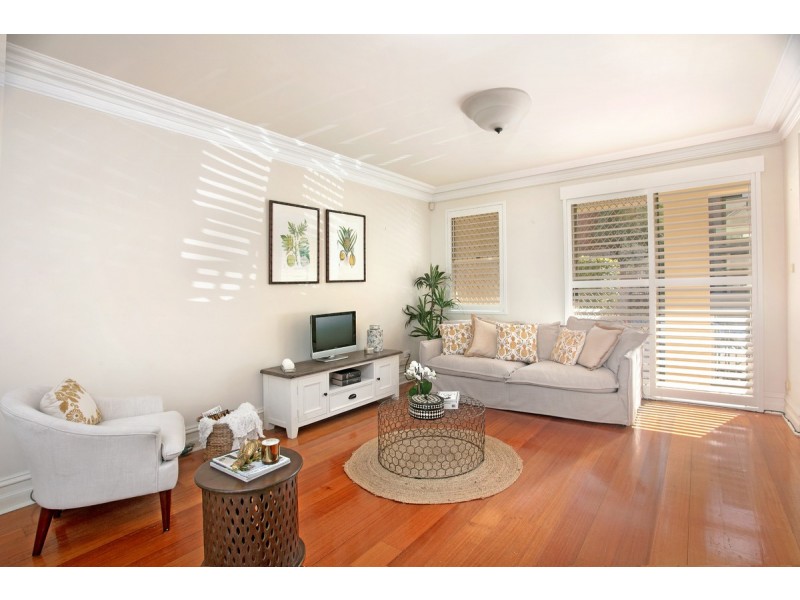 2/11 Gilbert Street, Manly NSW 2095