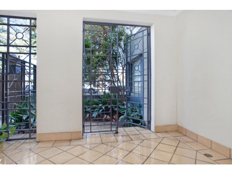 2/75 West Esplanade, Manly NSW 2095
