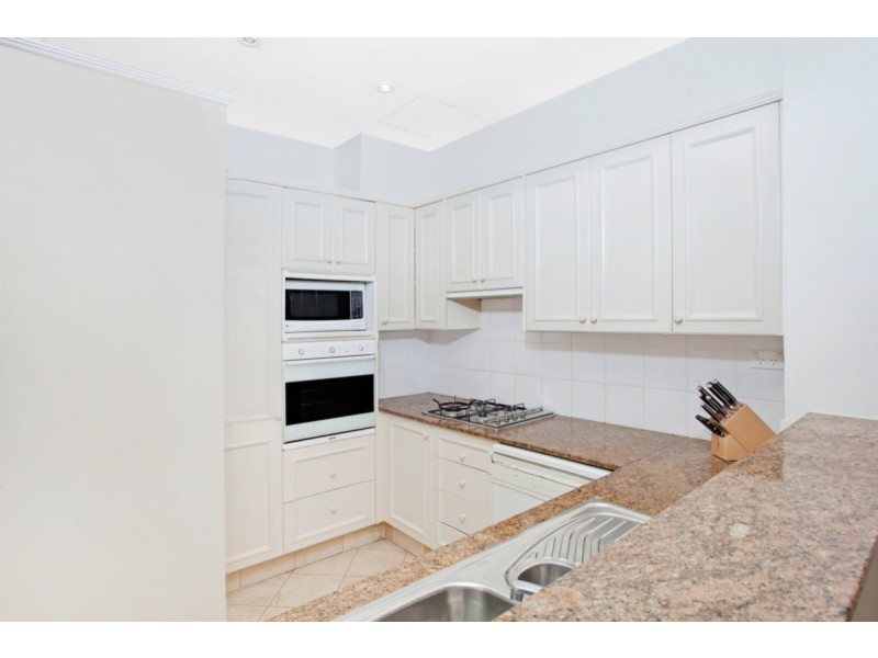 2/75 West Esplanade, Manly NSW 2095