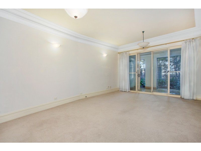 2/75 West Esplanade, Manly NSW 2095