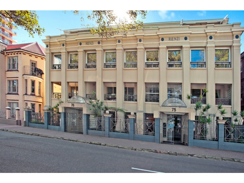 2/75 West Esplanade, Manly NSW 2095