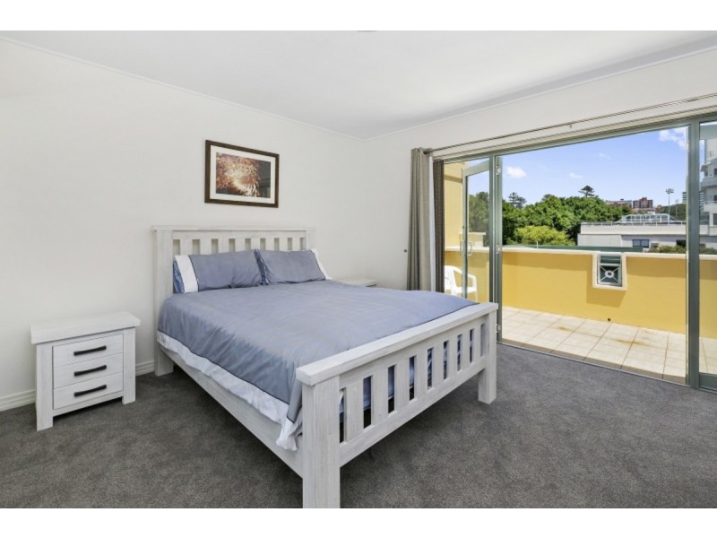222/9-15 Central Avenue, Manly NSW 2095