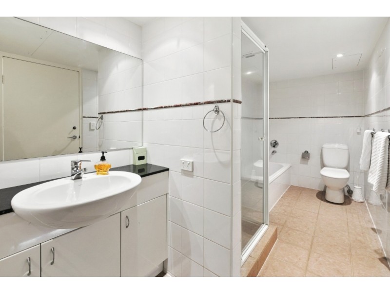 222/9-15 Central Avenue, Manly NSW 2095