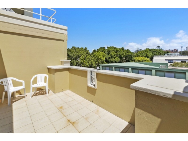 222/9-15 Central Avenue, Manly NSW 2095